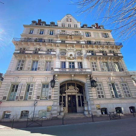 Location Dans Le Grand Hotel D'Aix Les Bains Aix-les-Bains Exterior foto
